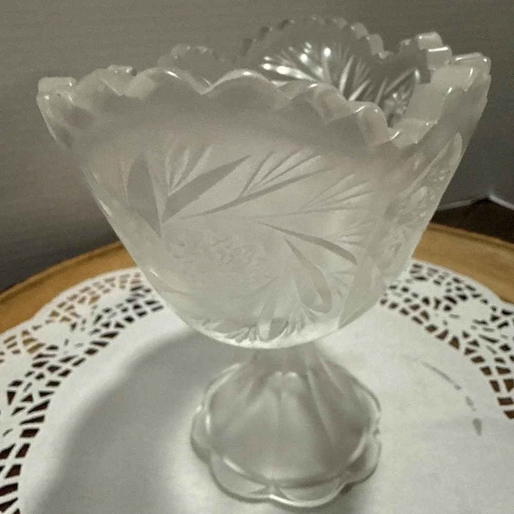 Vintage Fenton Satin Glass Pinwheel Compote Candy Dish Oval Footed Frosted Bowl